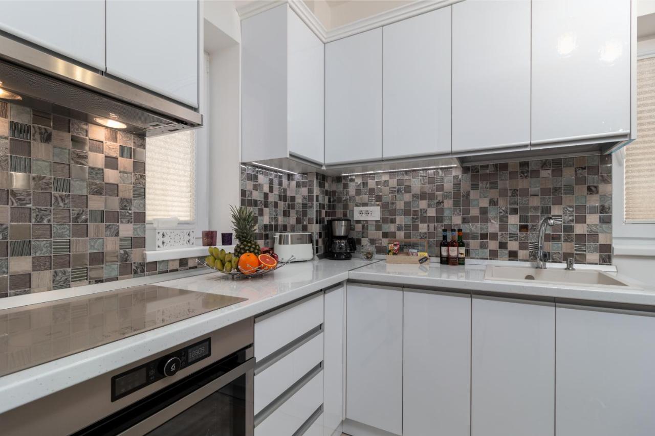 Premier Apartment Luceafarul Oradea Exterior photo